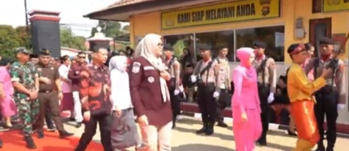 Bupati Hj. Dillah Hich dan Wakil Bupati Muslimin Tanja Sambut Kunjungan Kapolda Jambi Irjen Pol Krisno Halomoan Siregar Beserta Rombongan