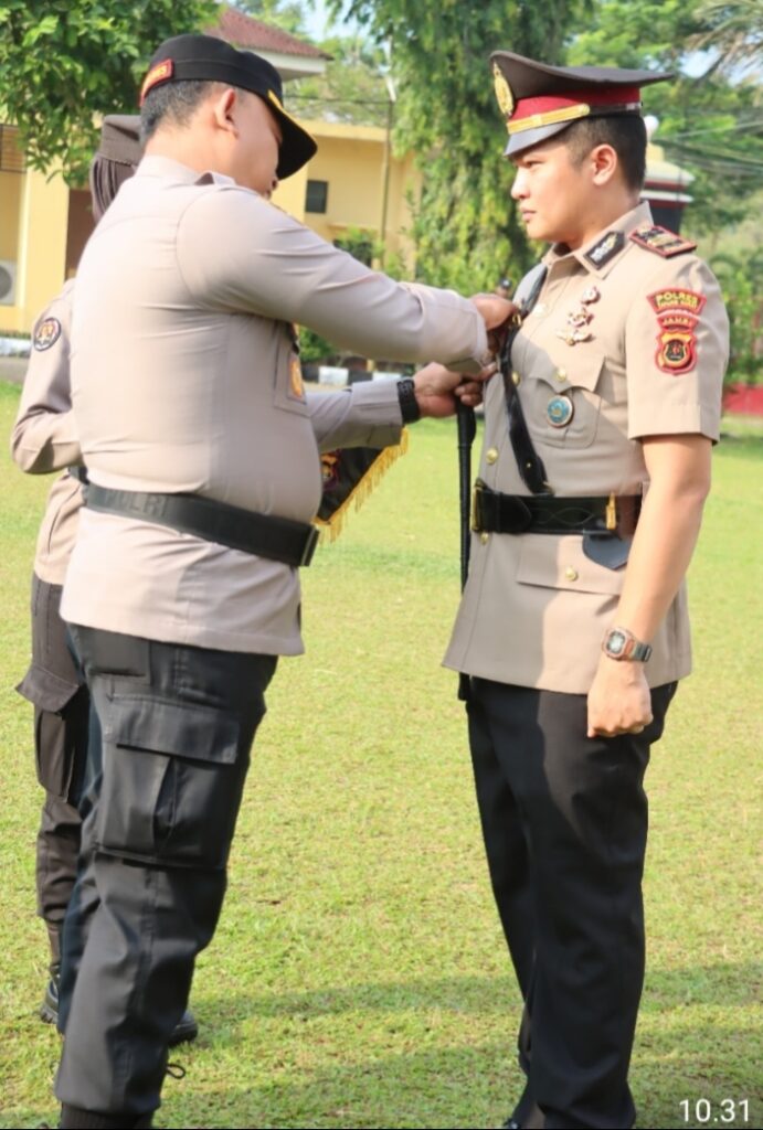 Kapolres Tanjab Timur Pimpin Upacara Serahterima Jabatan Kasat Pol Air Dan Kapolsek Kuala Jambi